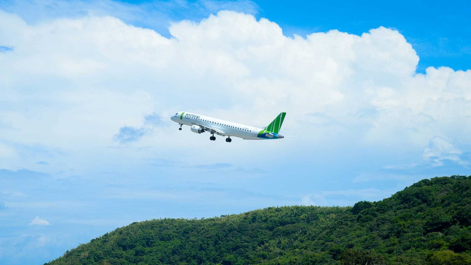 Bamboo Airways đem tới hàng loạt ưu đãi hấp dẫn mừng khai trương các đường bay mới Côn Đảo Bamboo Airways đem tới hàng loạt ưu đãi hấp dẫn mừng khai trương các đường bay mới Côn Đảo
