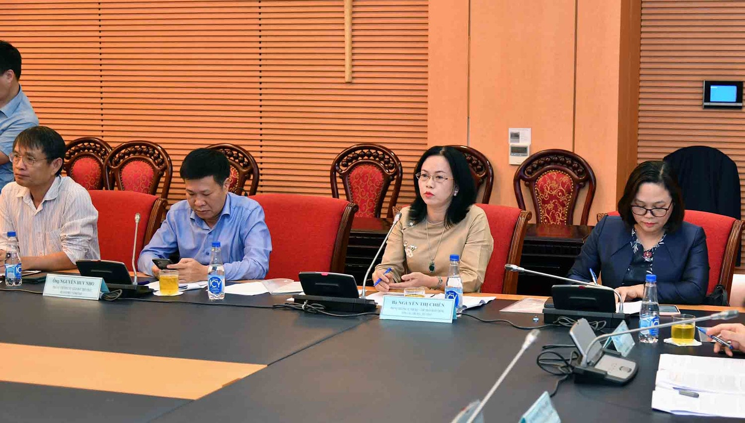 Tọa đàm phổ cập bơi an toàn, phòng chống đuối nước với chủ đề: “Làm sao để trẻ em biết bơi?” ảnh 12