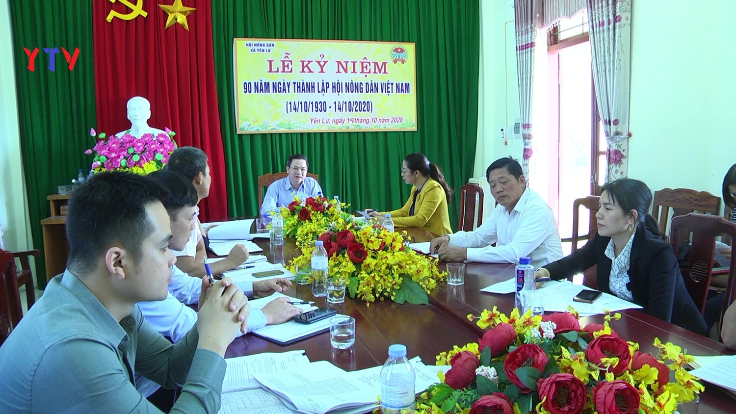 Thường trực HĐND huyện Yên Dũng giám sát việc giải quyết kiến nghị của cử tri trước và trong Kỳ họp thứ 15 Ảnh: Hạnh Liên