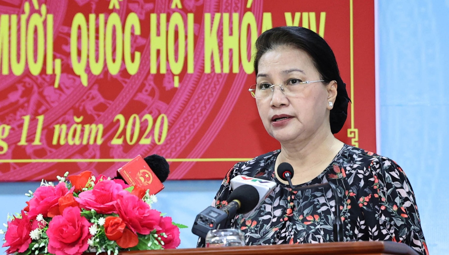 Chủ tịch Quốc hội Nguyễn Thị Kim Ngân phát biểu tại buổi tiếp xúc cử tri huyện Phong Điền Ảnh: Trọng Đức