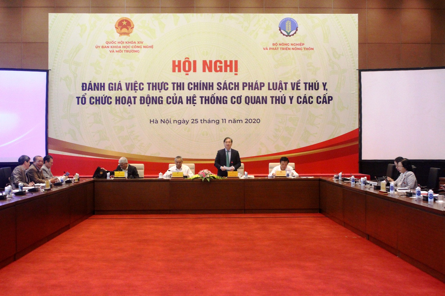 	Chủ nhiệm Ủy ban Khoa học, Công nghệ và Môi trường Phan Xuân Dũng phát biểu