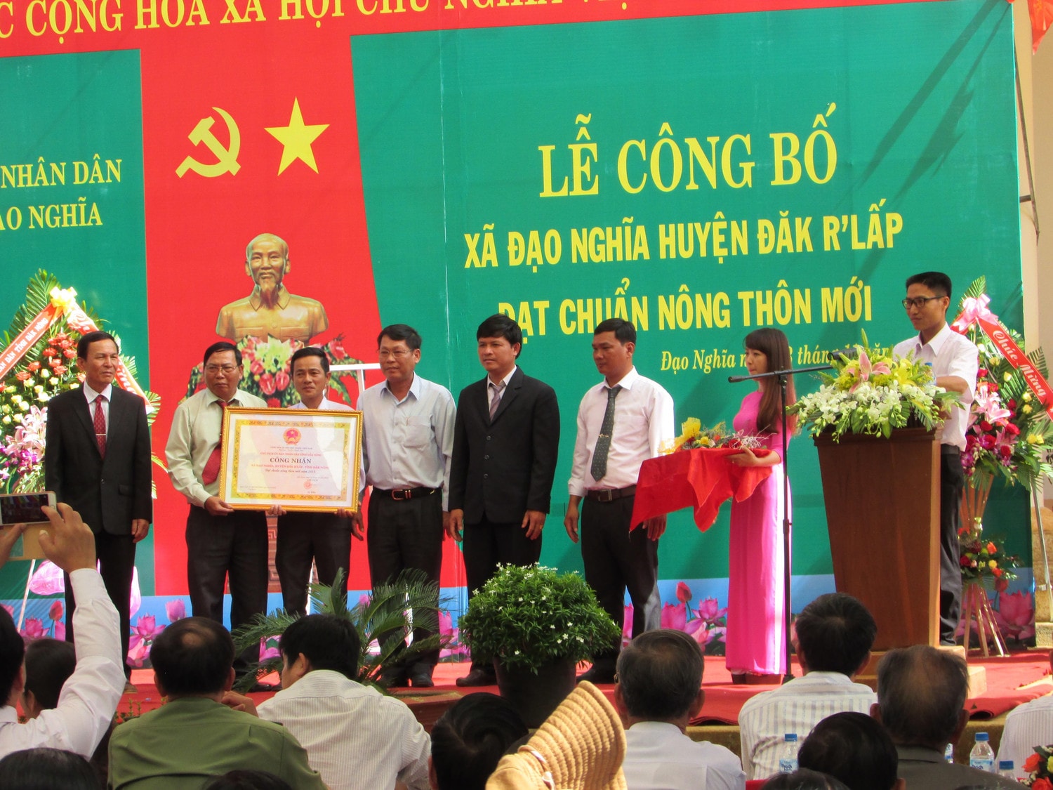 	Lễ công bố xã Đạo Nghĩa đạt chuẩn nông thôn mới