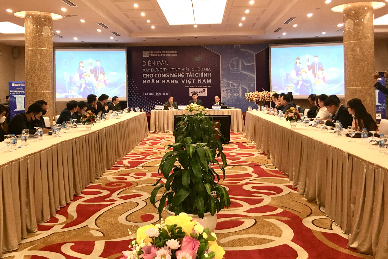  Toàn cảnh diễn đàn Ảnh: Minh Trang