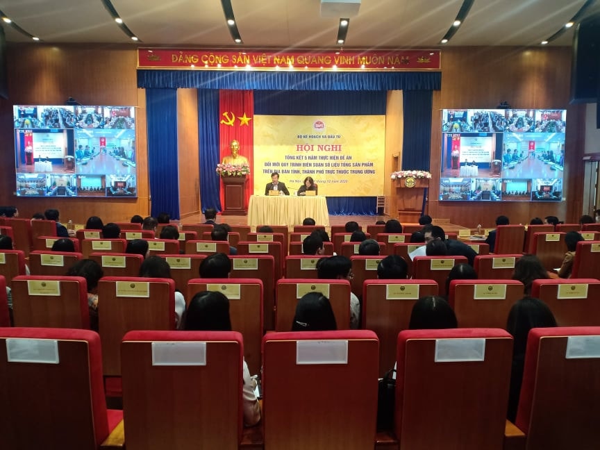 Toàn cảnh hội nghị.