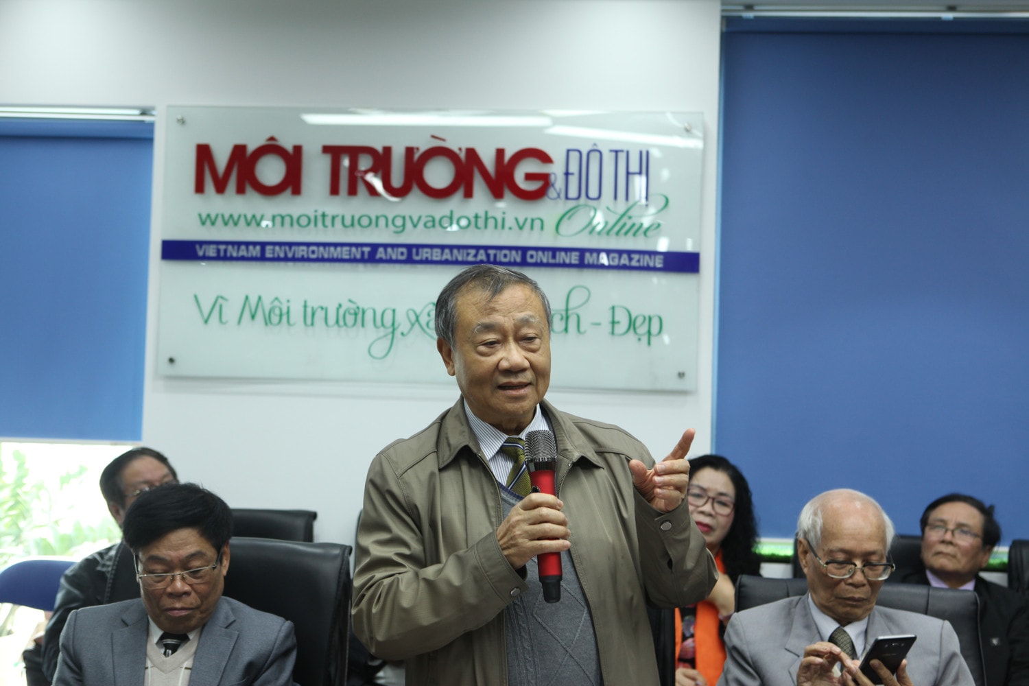 Nguyên Chủ tịch Hội đồng Quản trị, Tổng Giám đốc Công ty Tư vấn Thiết kế Giao thông Vận tải (TEDI), TS. Nguyễn Ngọc Long Nguyên Chủ tịch Hội đồng Quản trị, Tổng Giám đốc Công ty Tư vấn Thiết kê Giao thông Vận tải (TEDI) TS. Nguyễn Ngọc Long