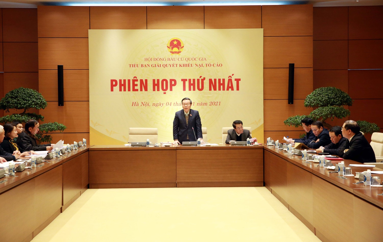 Phó Chủ tịch Quốc hội Phùng Quốc Hiển phát biểu tại Phiên họp Phó Chủ tịch Quốc hội Phùng Quốc Hiển phát biểu tại Phiên họp