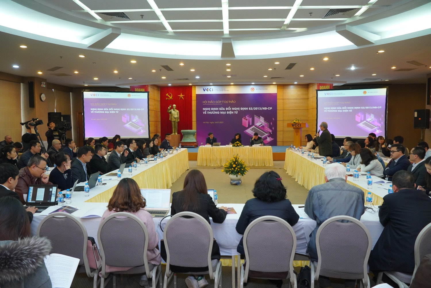 Toàn cảnh hội thảo Ảnh: An Thiện Toàn cảnh hội thảo Ảnh: An Thiện