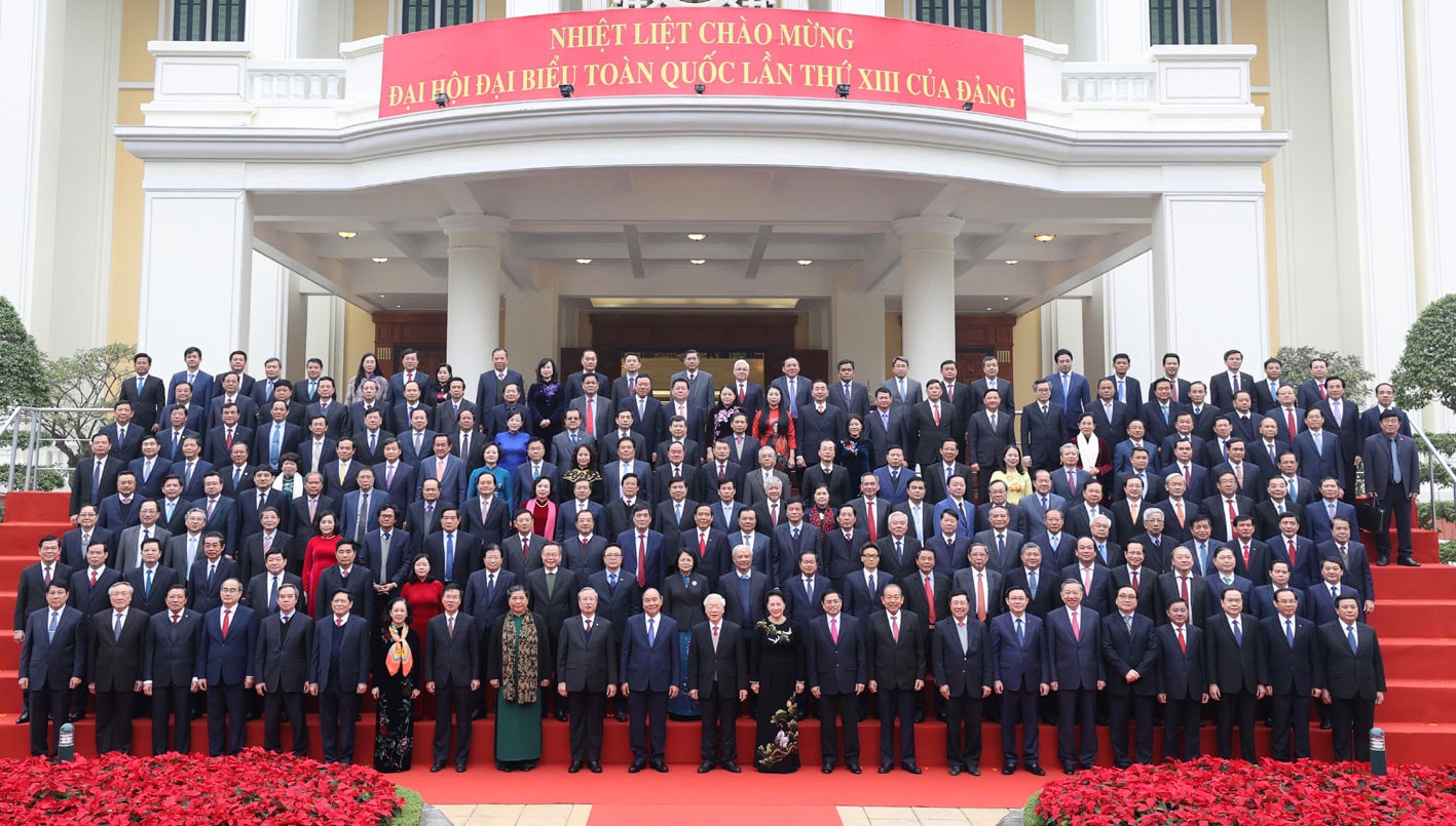 Tổng Bí thư, Chủ tịch Nước Nguyễn Phú Trọng, Thủ tướng Nguyễn Xuân Phúc, Chủ tịch Quốc hội Nguyễn Thị Kim Ngân với các đồng chí lãnh đạo Đảng, Nhà nước và các đại biểu dự Hội nghị. Ảnh: Trí Dũng