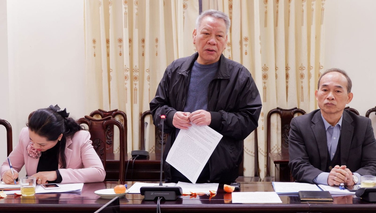 Giám đốc Sở Văn hóa và Thể thao Hà Nội Tô Văn Động cho rằng, chính sách xã hội hóa trong lĩnh vực văn hóa, thể thao phải mạnh mẽ hơn nữa để thu hút các nguồn lực xã hội, vì đầu tư cho văn hóa, thể thao không tạo ra lợi nhuận ngay