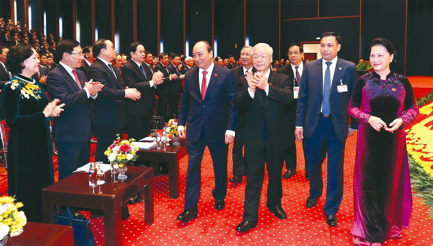 Tổng Bí thư, Chủ tịch Nước Nguyễn Phú Trọng; Thủ tướng Nguyễn Xuân Phúc; Chủ tịch Quốc hội Nguyễn Thị Kim Ngân dự Đại hội lần thứ XIII của Đảng Ảnh: Bùi Khánh
