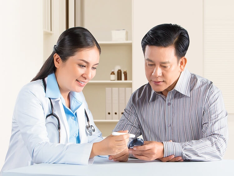 Người bệnh cần khám định kỳ để được làm các xét nghiệm cần thiết