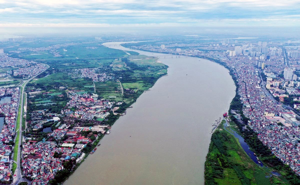 Đồ án Quy hoạch phân khu đô thị sông Hồng được xác định là trục không gian đặc trưng cây xanh, mặt nước, văn hóa lịch sử Ảnh: P.Long