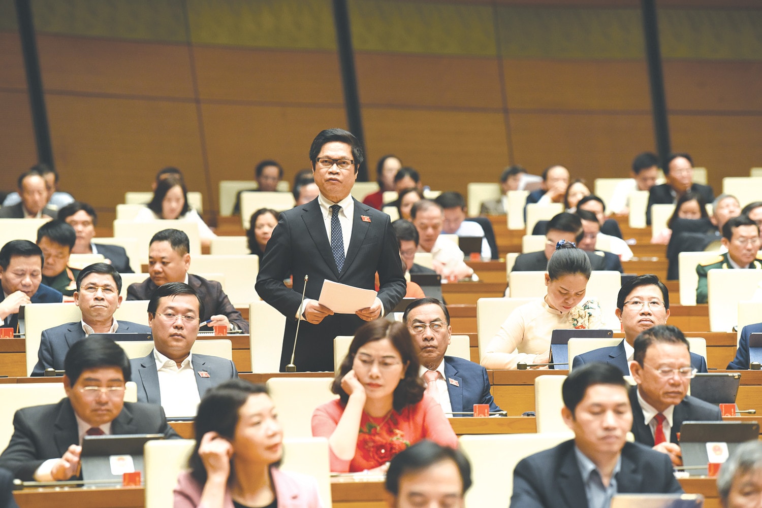 Đại biểu Quốc hội Vũ Tiến Lộc (Thái Bình) phát biểu tại hội trường Ảnh: Q. Khánh