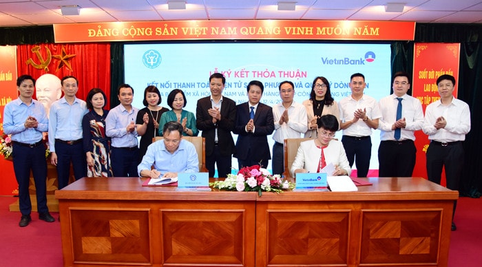 Lễ ký kết Thỏa thuận kết nối điện tử song phương giữa BHXH Việt Nam và VietinBank Nguồn: ITN