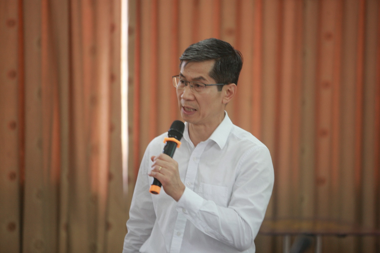 Giám đốc Viện Khoa học Công nghệ quốc tế Việt Nam – Nhật Bản, Phó Chủ nhiệm Chương trình KHCN trọng điểm Nhà nước “Nghiên cứu ứng dụng và phát triển công nghệ năng lượng”, PGS. TS Phạm Hoàng Lương Giám đốc Viện Khoa học Công nghệ quốc tế Việt Nam – Nhật Bản, Phó Chủ nhiệm Chương trình KHCN trọng điểm Nhà nước “Nghiên cứu ứng dụng và phát triển công nghệ năng lượng” PGS. TS Phạm Hoàng Lương