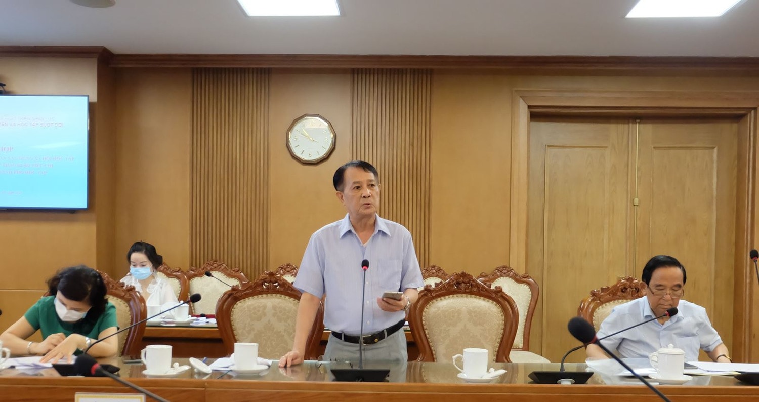 Các đại biểu cho rằng, cần có giải pháp cụ thể, làm rõ giải pháp ưu tiên nhằm xây dựng xã hội học tập