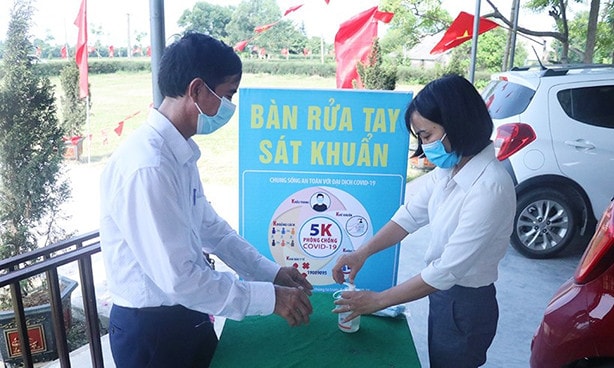 	Công tác phòng, chống dịch tại các khu vực bỏ phiếu được kích hoạt ở mức cao nhất