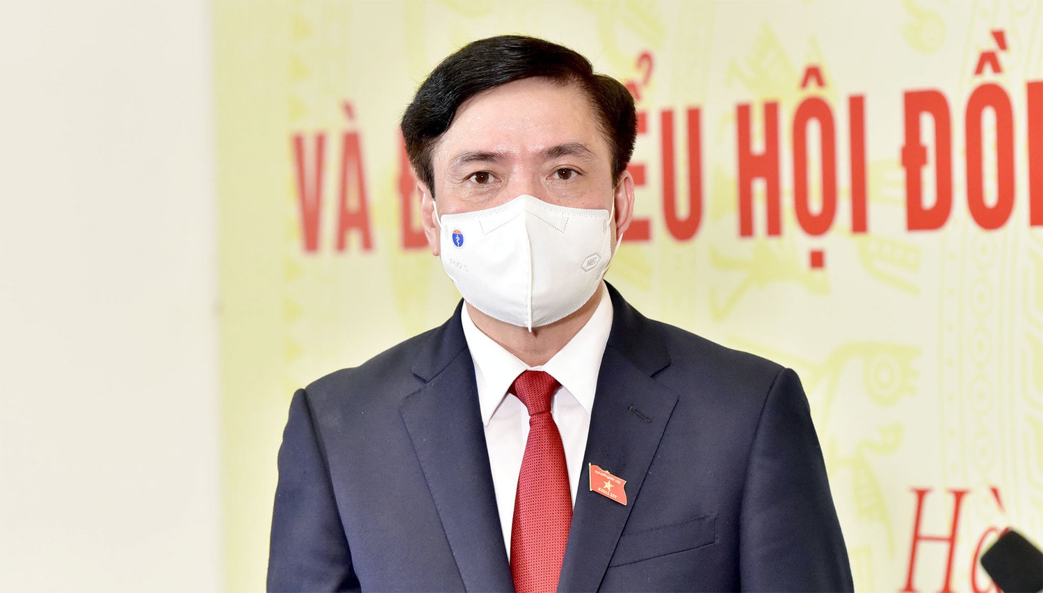 Tổng Thư ký Quốc hội, Chủ nhiệm Văn phòng Quốc hội, Chánh Văn phòng Hội đồng Bầu cử Quốc gia Bùi Văn Cường trả lời báo chí trưa 23.5 Ảnh: Lâm Hiển