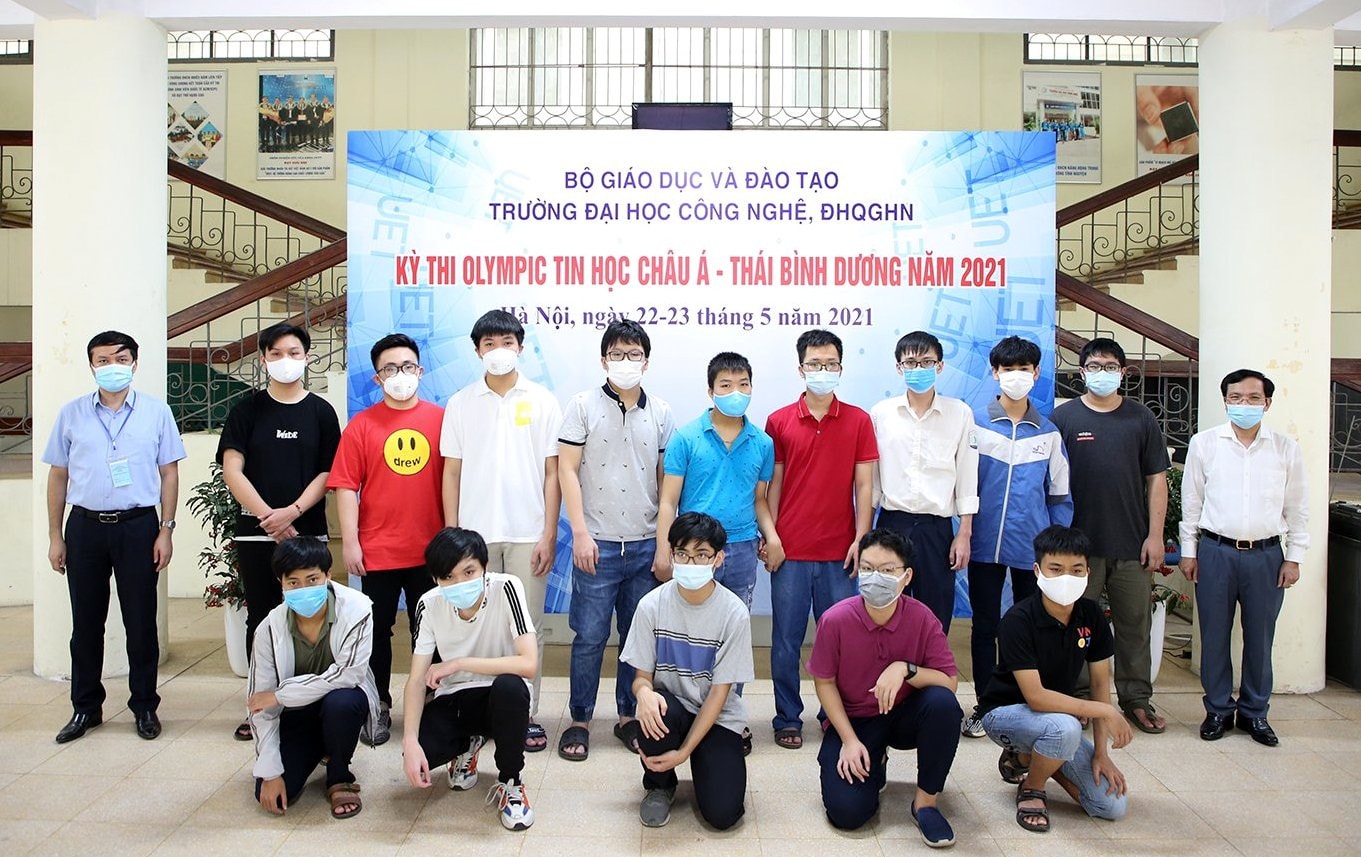 Đội tuyển quốc gia Việt Nam tham dự cuộc thi Olympic Tin học châu Á - Thái Bình Dương năm 2021