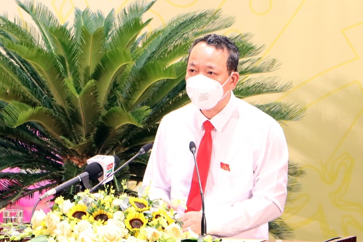 Chủ tịch HĐND tỉnh Nguyễn Quốc Chung phát biểu khai mạc Kỳ họp