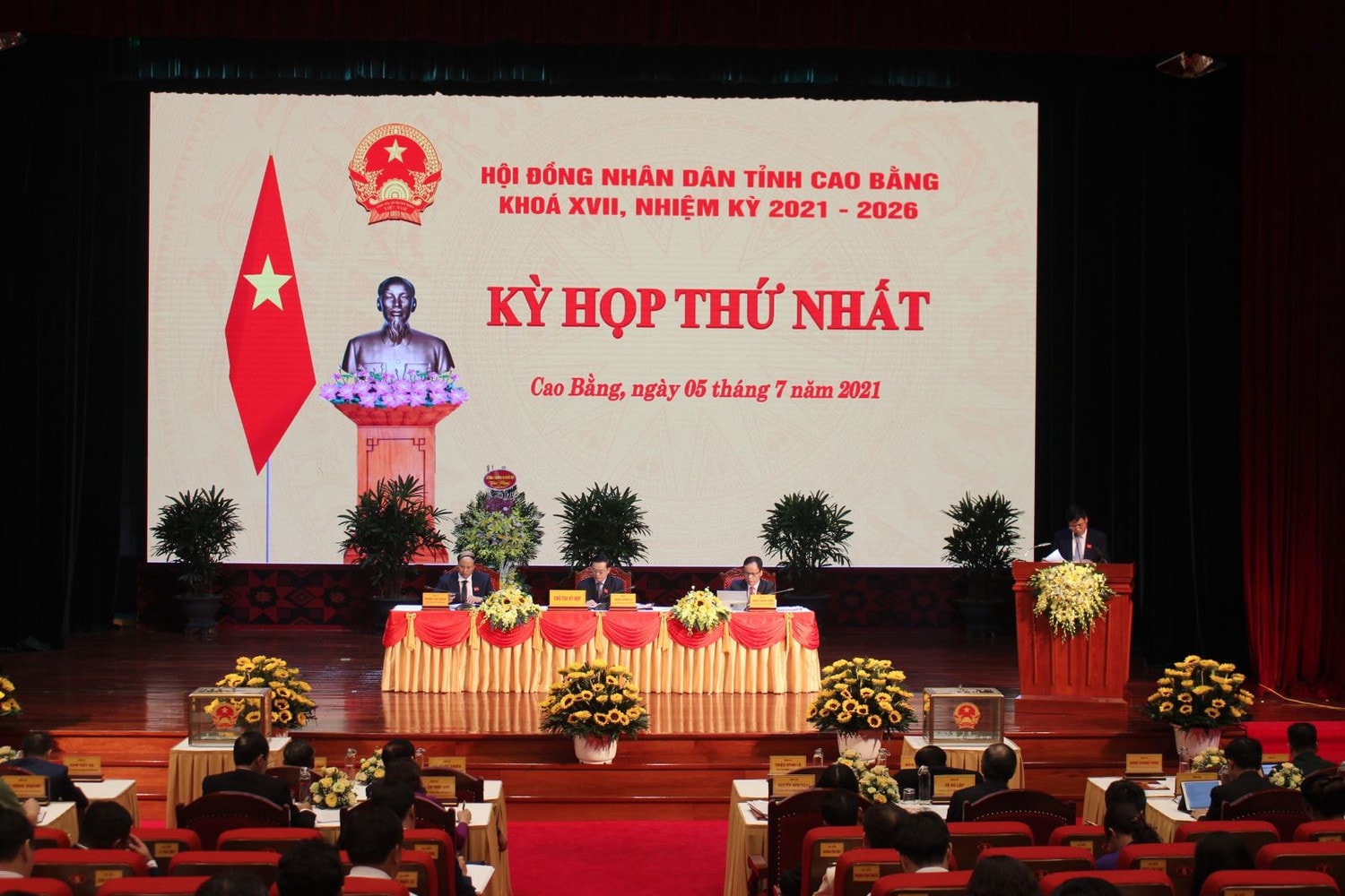 Toàn cảnh kỳ họp