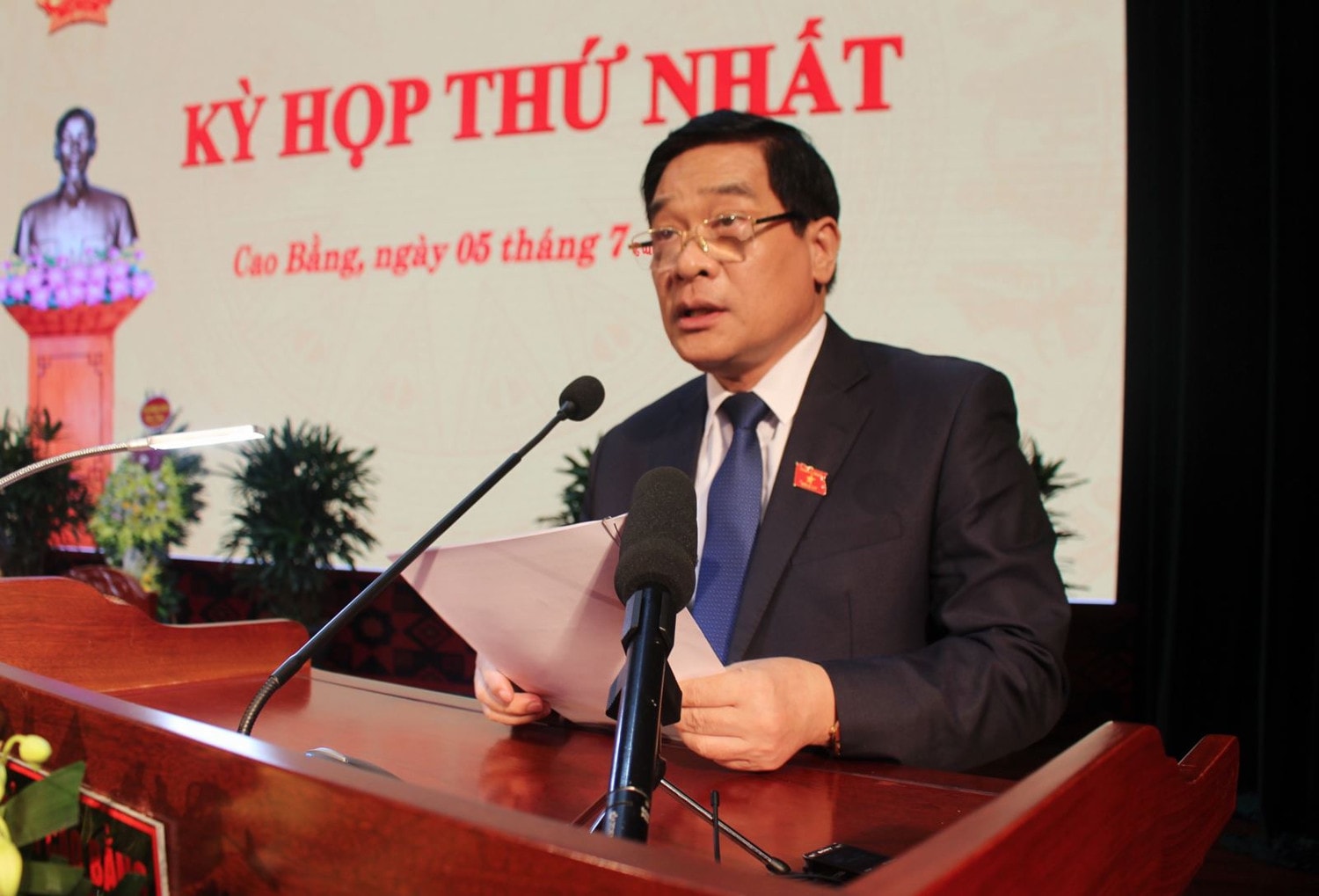 Ủy viên Trung ương Đảng, Ủy viên Ủy ban Thường vụ Quốc hội, Chủ tịch Hội đồng Dân tộc của Quốc hội Hà Ngọc Chiến phát biểu chỉ đạo tại kỳ họp
