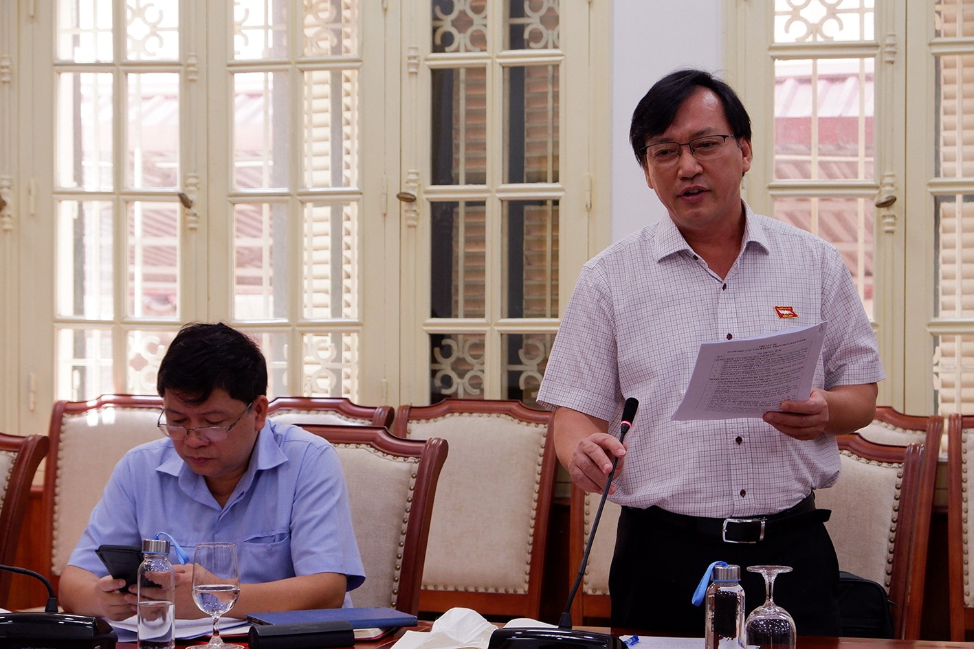Ủy viên Thường trực Ủy ban Văn hóa, Giáo dục, Thanh niên, Thiếu niên và Nhi đồng Phan Viết Lượng phát biểu