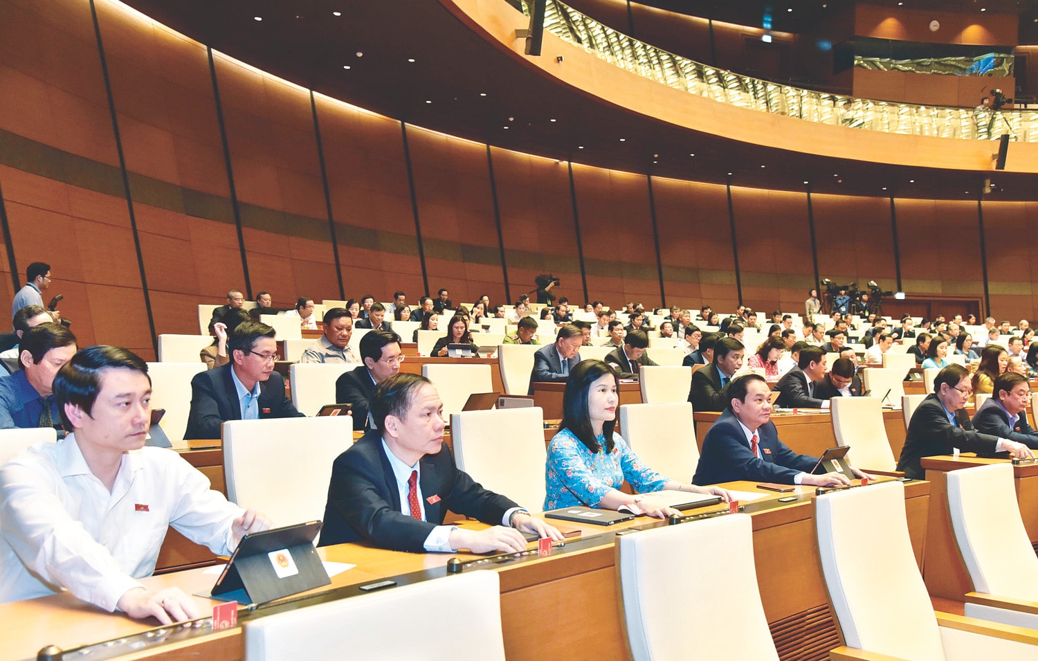 Đại biểu Quốc hội biểu quyết thông qua Luật Phòng, chống ma túy (sửa đổi) tại Kỳ họp thứ Mười một, Quốc hội Khóa XIV ngày 30.3.2021 Ảnh: Lâm Hiển
