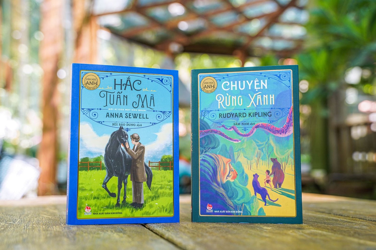 Hai tác phẩm được dịch mới hoàn toàn