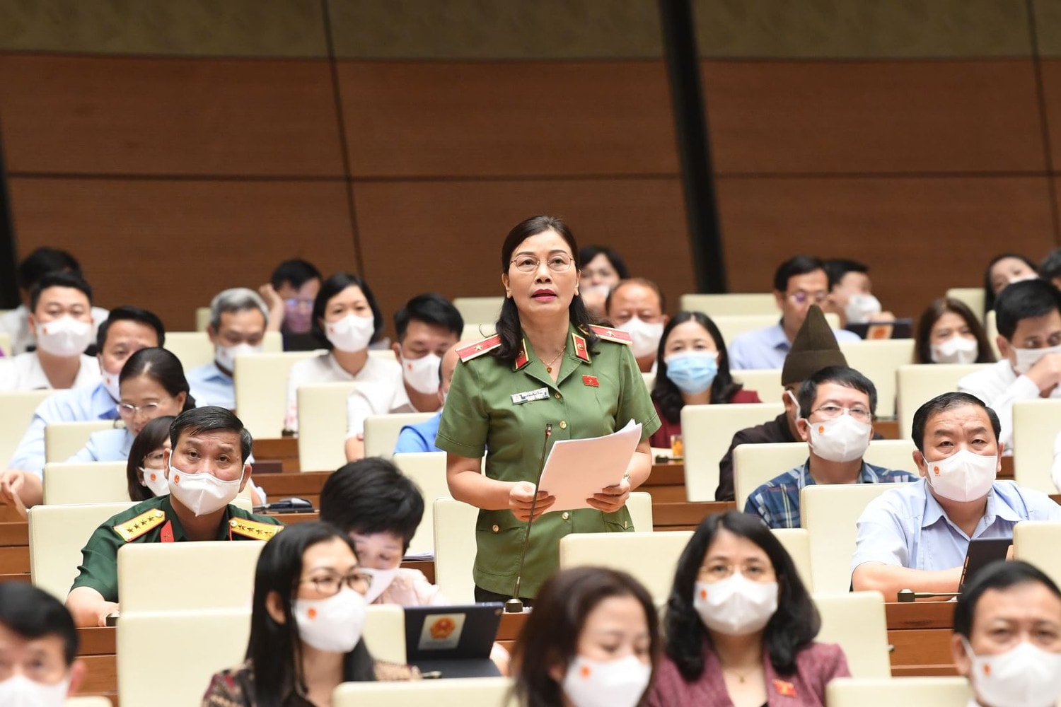 ĐBQH Nguyễn Thị Xuân (Đắk Lắk) phát biểu Ảnh: Quang Khánh ĐBQH Nguyễn Thị Xuân (Đắk Lắk) phát biểu Ảnh: Quang Khánh