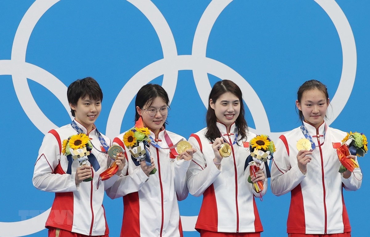Các kình ngư Trung Quốc phá kỷ lục thế giới và Olympic ở nội dung 4x200m bơi tiếp sức tự do nữ