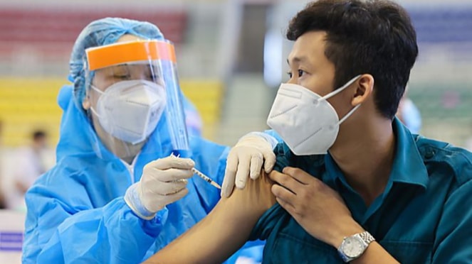 Tiêm vaccine phòng Covid -19