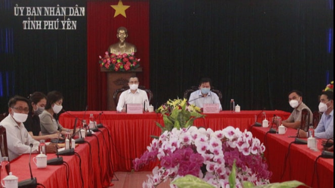 UBND tỉnh Phú Yên tổ chức tiếp nhận trực tuyến máy xét nghiệm từ Lãnh sự quán Hoa Kỳ tại TP. Hồ Chí Minh