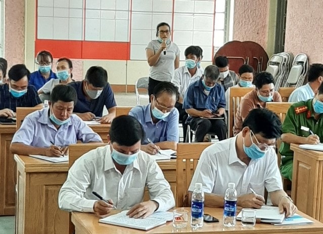 Cần quan tâm giải quyết dứt điểm triệt để những ý kiến, kiến nghị kéo dài của cử tri Ảnh: Ngô Quyền