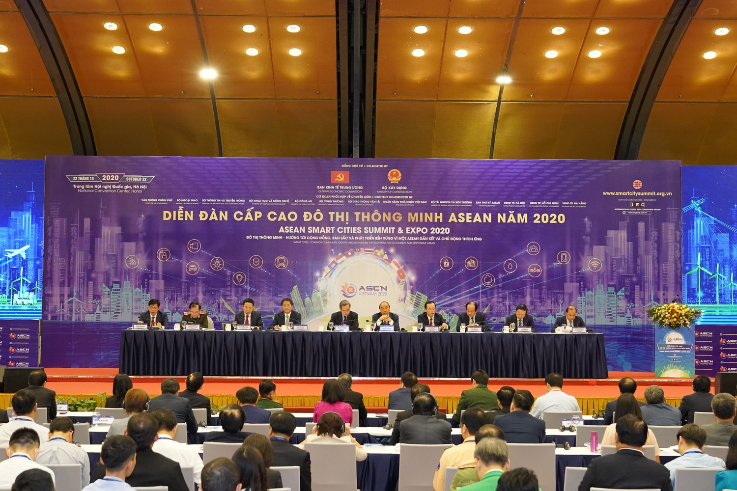 Diễn đàn cấp cao về phát triển đô thị thông minh ASEAN năm 2020. Diễn đàn cấp cao về phát triển đô thị thông minh ASEAN năm 2020.