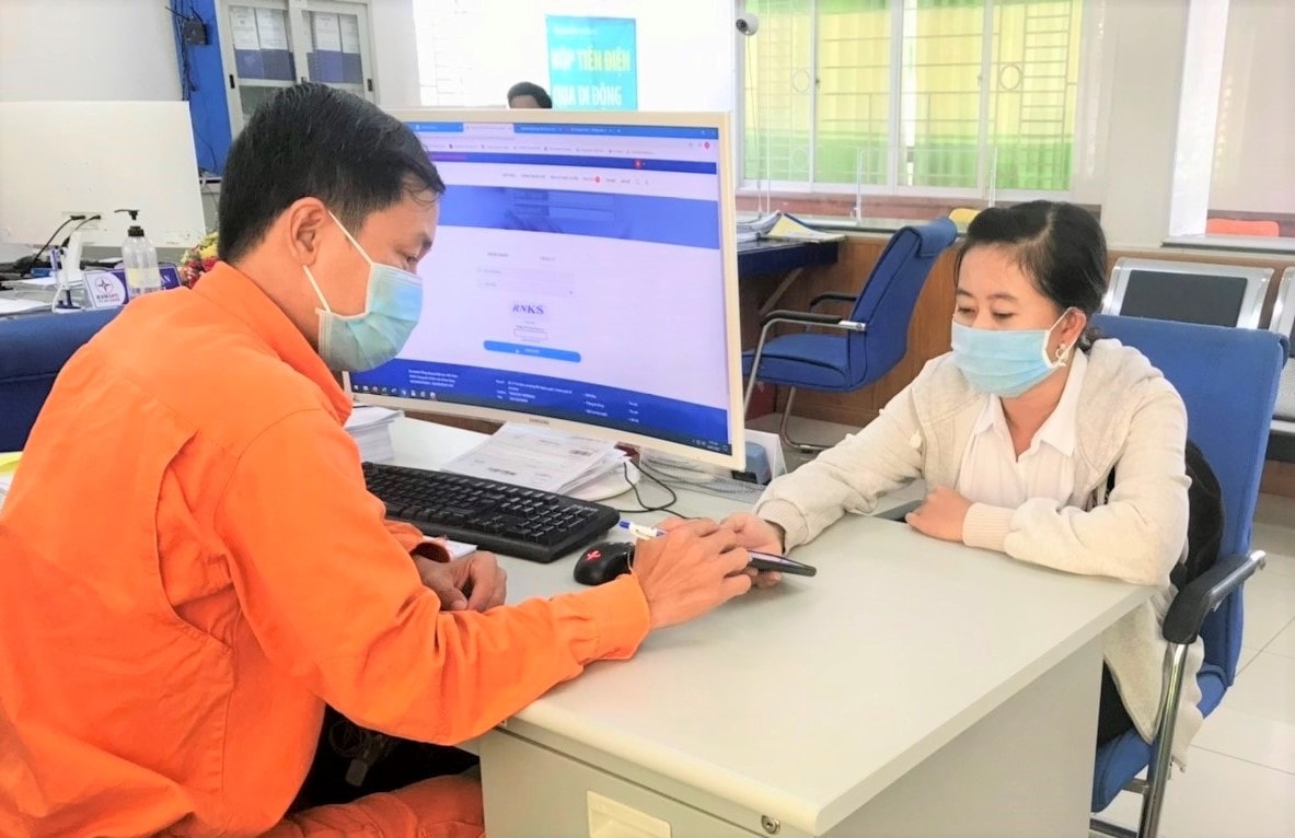 Hướng dẫn khách hàng tra cứu trực tuyến các thông tin về điện