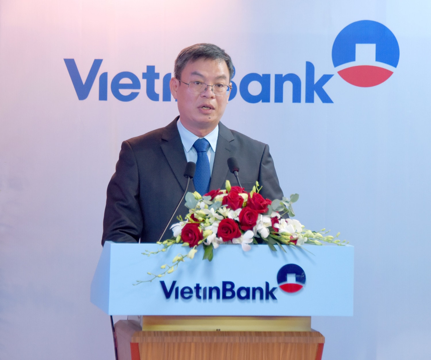 Bí thư Đảng ủy, Chủ tịch HĐQT VietinBank Trần Minh Bình phát biểu tại Hội nghị