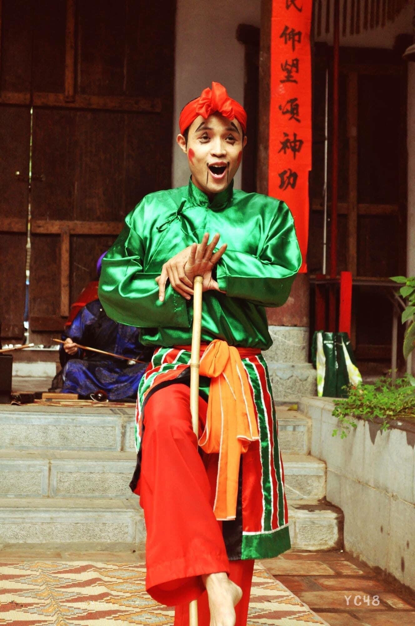 Nghệ sĩ Trần Thái Sơn mở màn chương trình "Giữ lửa đam mê" Ảnh: Nhà hát Chèo Việt Nam Nghệ sĩ Trần Thái Sơn mở màn chương trình
