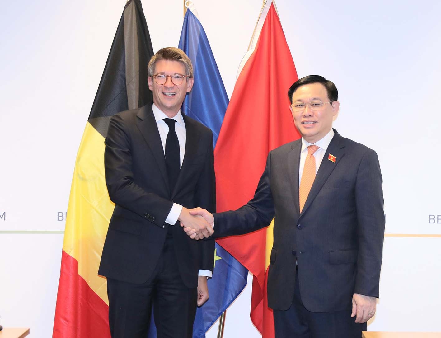 Chủ tịch Quốc hội Vương Đình Huệ gặp Phó Thủ tướng Bỉ Pierre - Yves Dermagne Ảnh: Doãn Tấn - TTXVN