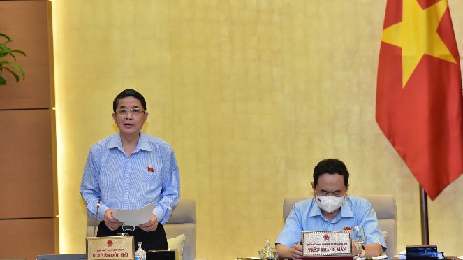 Phó Chủ tịch Quốc hội Nguyễn Đức Hải điều hành Phiên họp Ảnh: Lâm Hiển