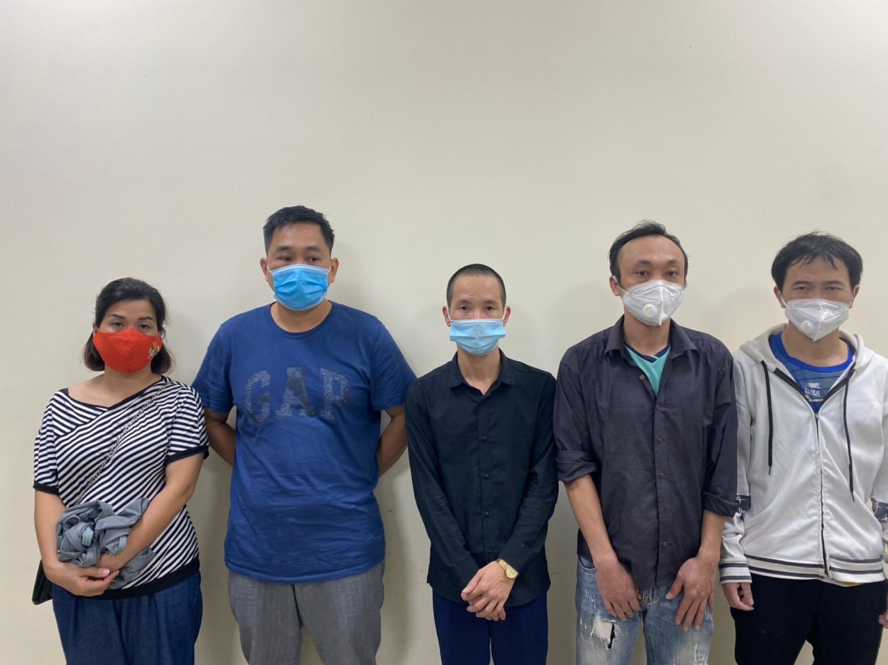 Nhóm đối tượng sử dụng giấy đi đường giả để về Nghệ An