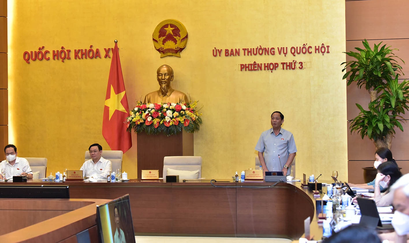 Phó Chủ tịch Quốc hội Trần Quang Phương phát biểu Phó Chủ tịch Quốc hội Trần Quang Phương phát biểu