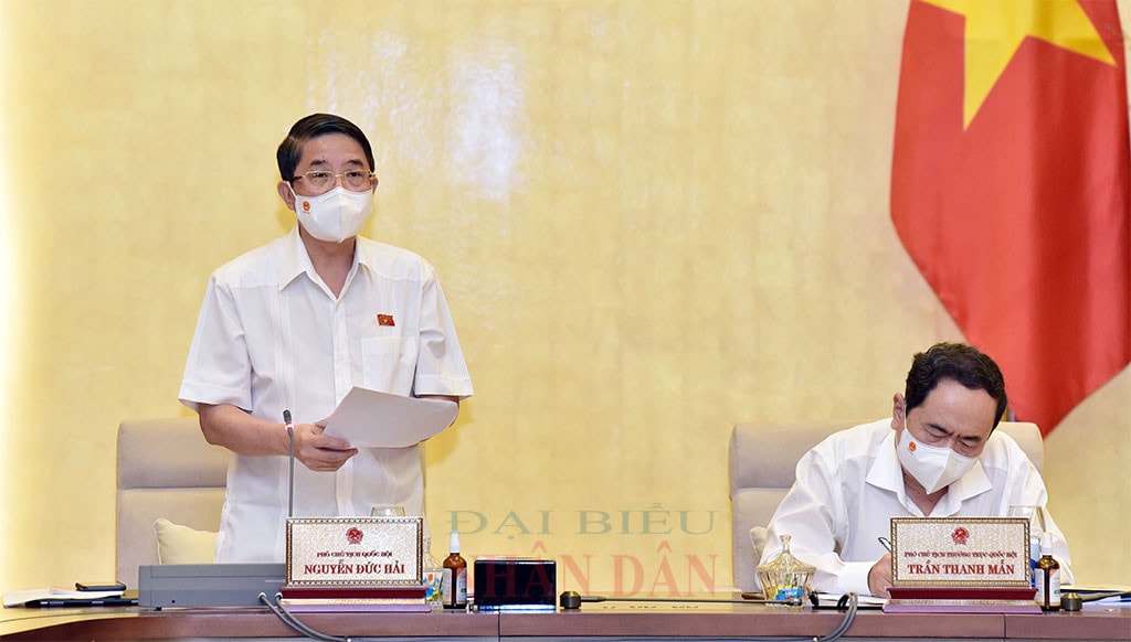 Phó Chủ tịch Quốc hội Nguyễn Đức Hải điều hành Phiên họp Ảnh: Lâm Hiển
