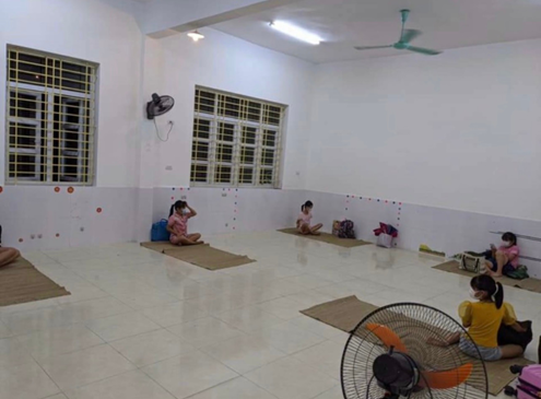PC Hà Nam đảm bảo cung cấp điện ở các điểm trường làm khu cách ly cho các em nhỏ