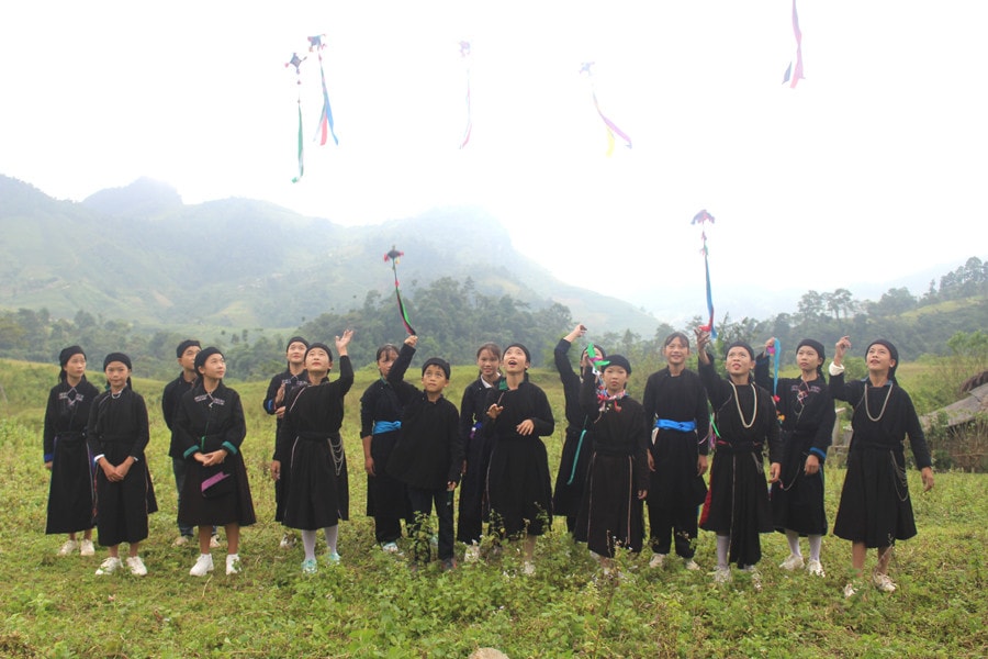 	Vui ném còn - Nguồn: http://baohagiang.vn/