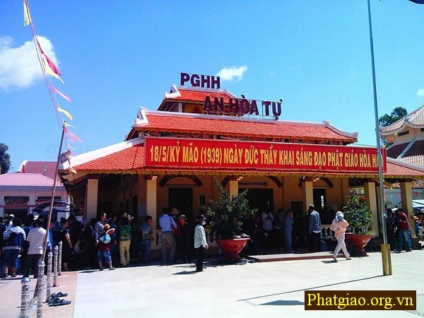 	Tổ đình Phật giáo Hòa Hảo tại An Giang - Nguồn: phatgiao.org.vn