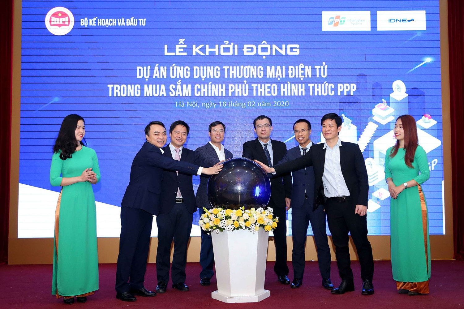 Lễ khởi động dự án ứng dụng thương mại điện tử trong mua sắm Chính phủ Nguồn: MPI