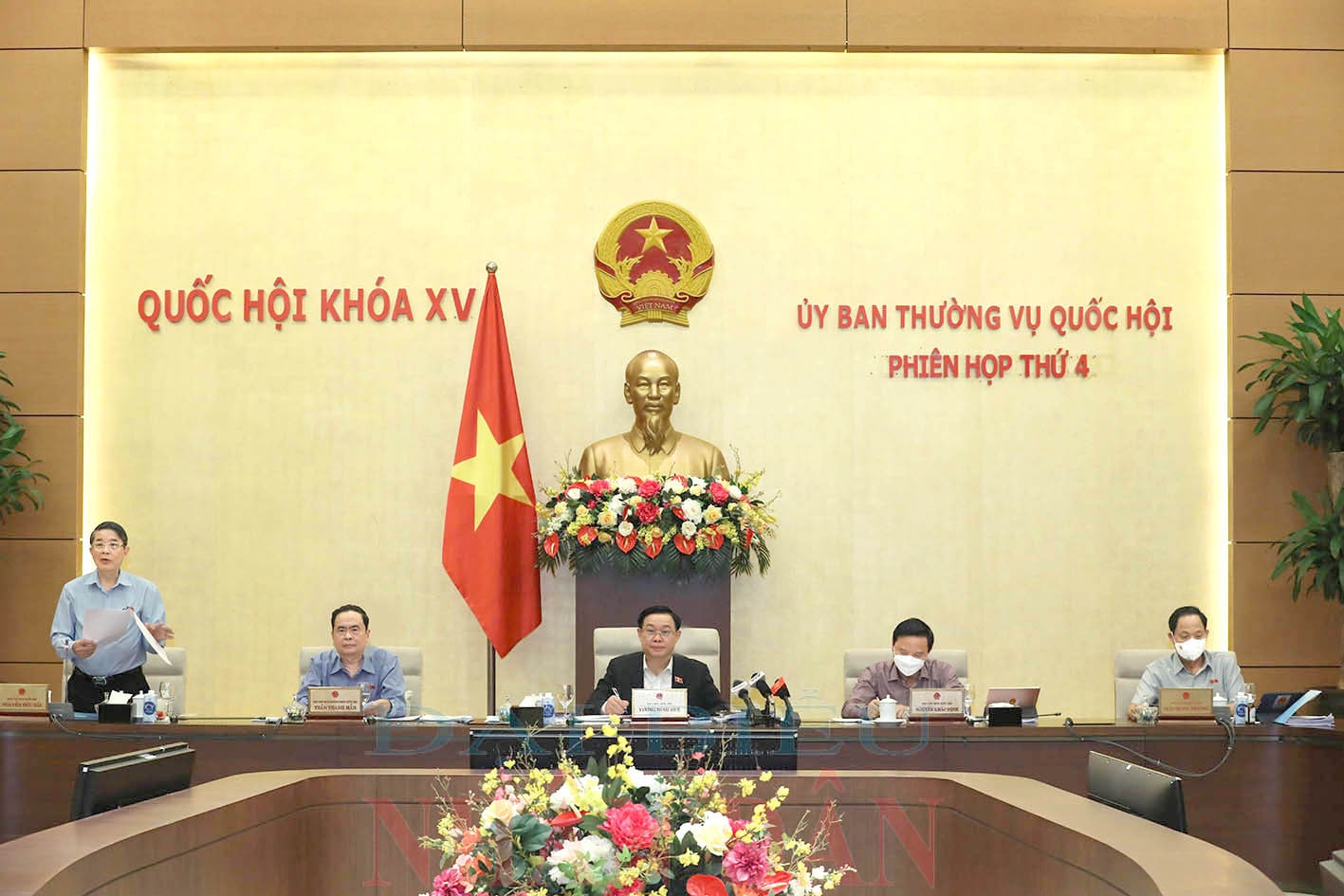 Phó Chủ tịch Nguyễn Đức Hải điều hành Phiên họp Ảnh : Hồ Long