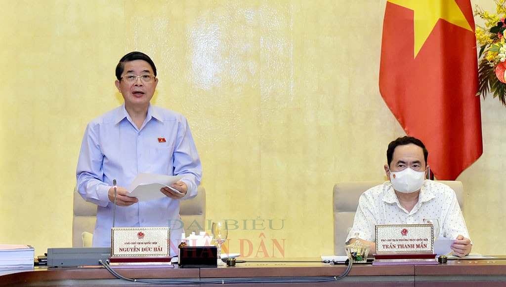 Phó Chủ tịch Quốc hội Nguyễn Đức Hải điều hành phiên họp