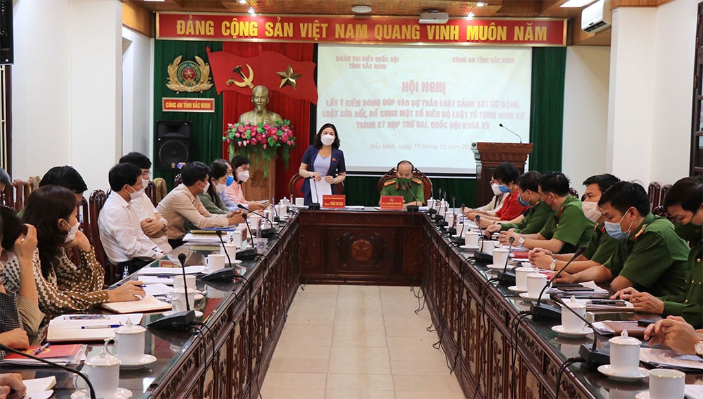 Các đại biểu tham dự Hội nghị